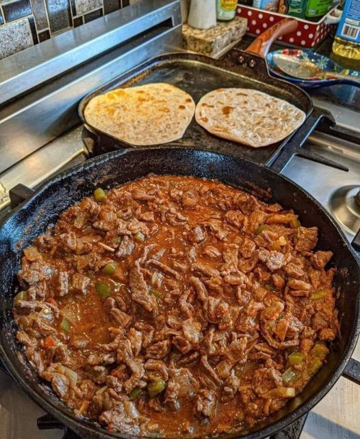 Carne Guisada with Flour Tortillas Recipe