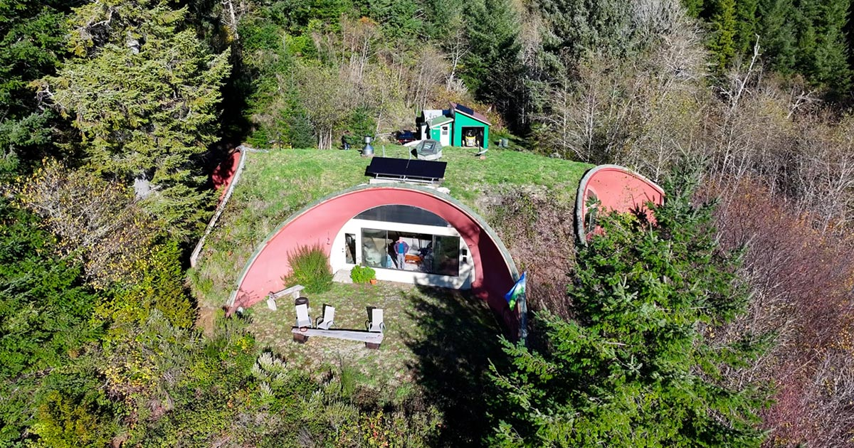 Couple can’t get a bank loan for their dream modern hobbit home so they built it themselves