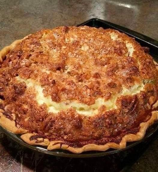 Pecan Cheesecake Pie ~ Oh My!