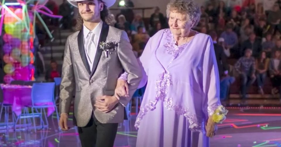 High-school senior takes his 92-year-old great-grandma to prom and they steal the show