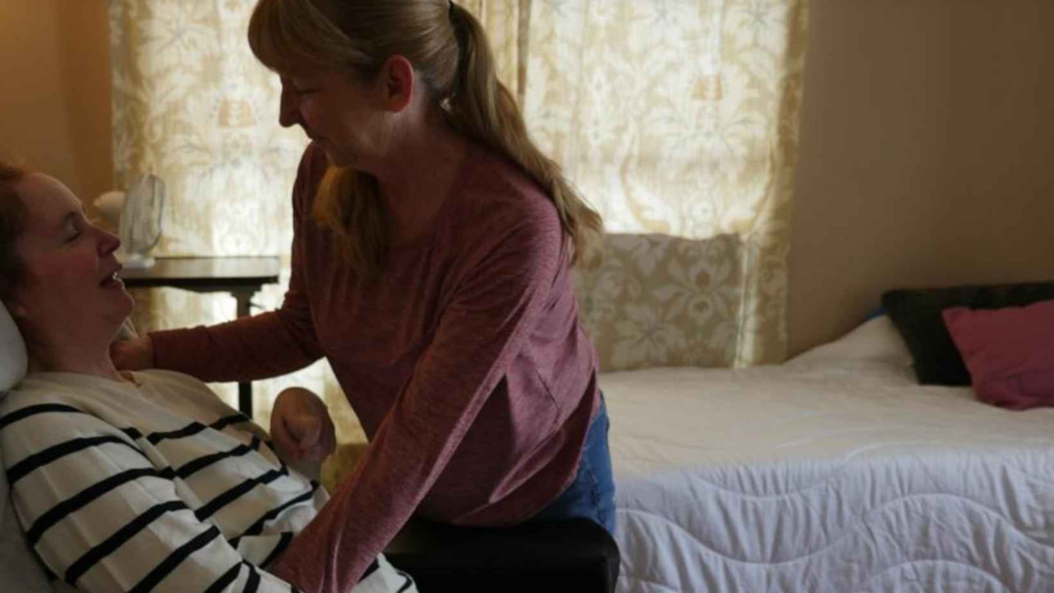 Daughter wakes up from five-year coma laughing at devoted mom’s simple joke: Miraculous Recovery