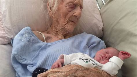 After waiting for 75 years, a 101-year-old great-grandmother is happy to see her first granddaughter born.