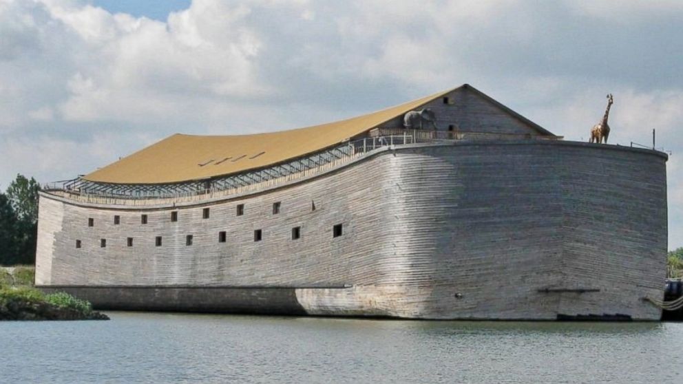 The replica of Noah’s ark!» One contractor builds an immense ark and attracts tourists worldwide