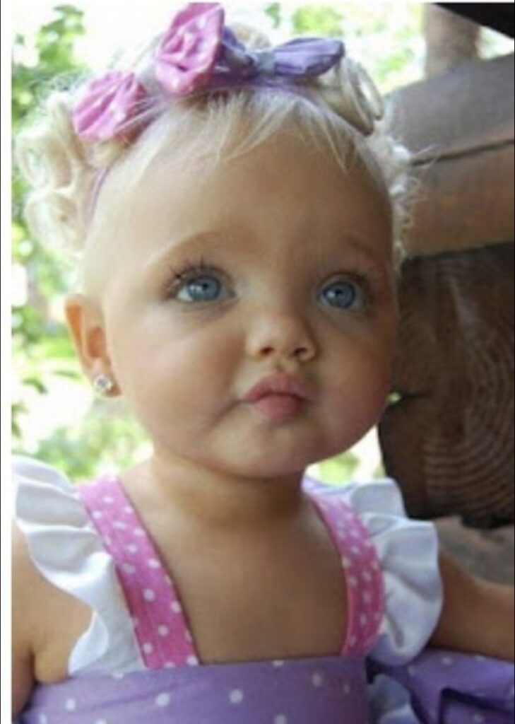 She was labeled a real-life doll when she was just 2 years old – wait and see how she looks today, many years later