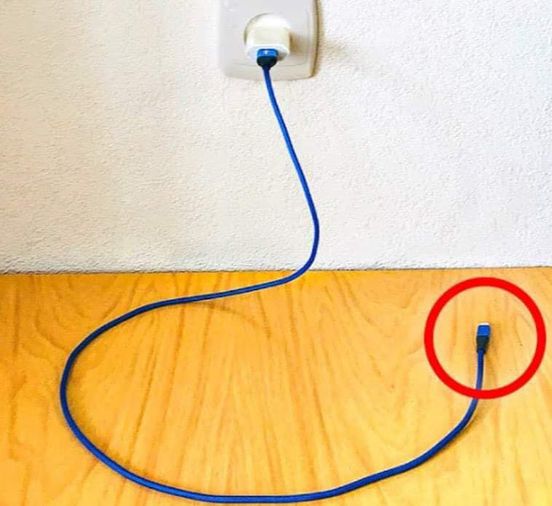 Why You Should Never Leave Your Phone Charger Plugged in Without Your Phone