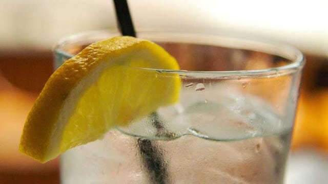 Why You Should Stop Ordering Lemon Water At Restaurant