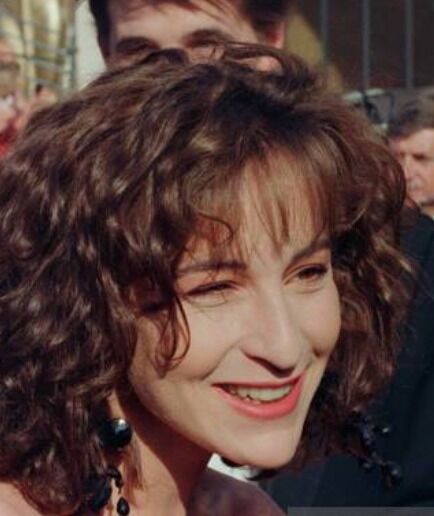 Jennifer Grey is suffering from serious health problems. What became of her?