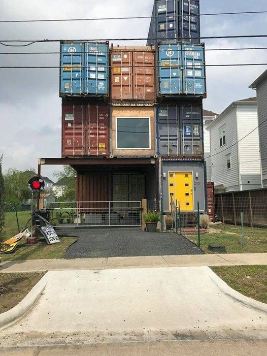 Man Uses 11 Shipping Containers To Build His 2,500 Square Foot Dream House, And The Inside Looks Amazing